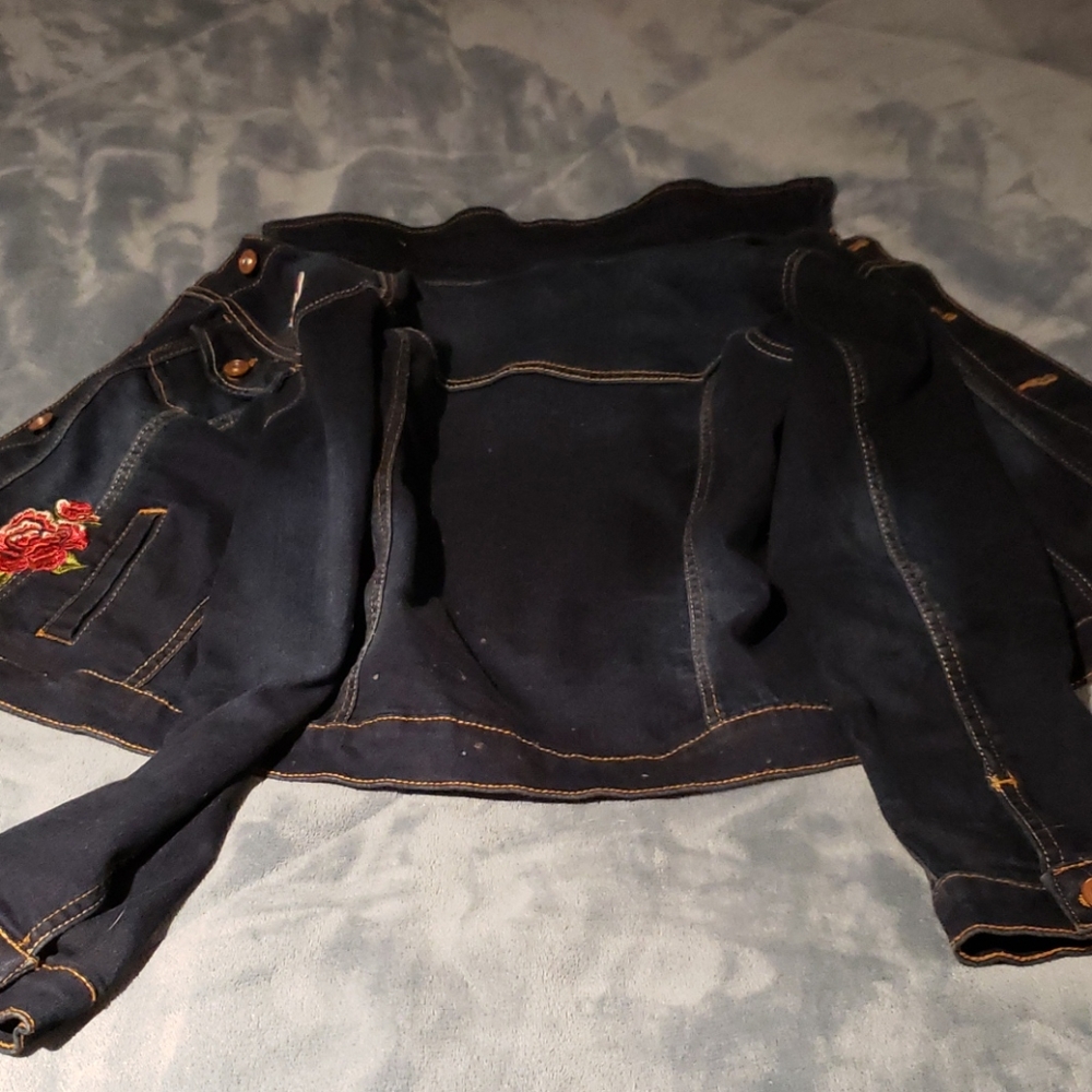 Jean jacket - Picture 2 of 2